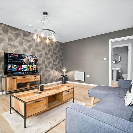 Luxe Apartment With Private Parking In Gated Complex - Close To Jq & City Centre - Top Rated - 7Sh 伯明翰 外观 照片